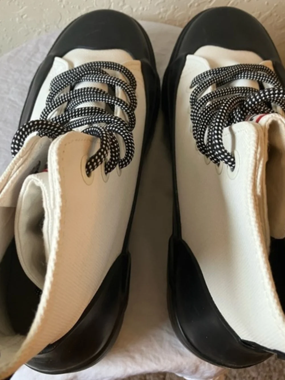 Hunter White and Black High-Top Lace-Up Sneakers